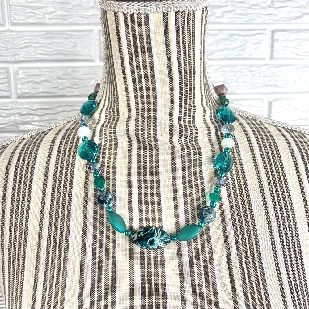 Teal White & Silver Beaded Necklace